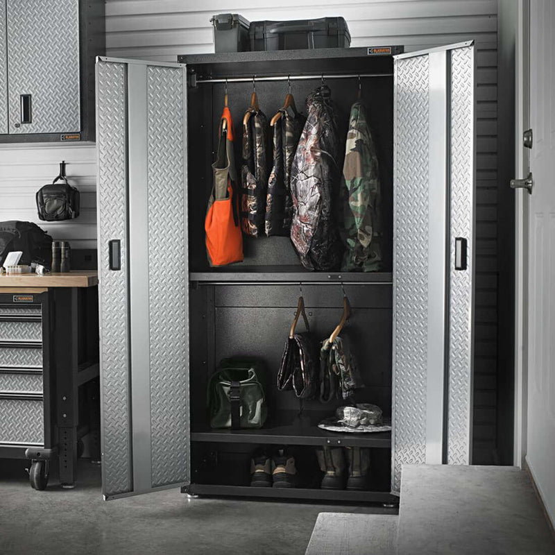 Gladiator Ready-to-Assemble All-Season GearCloset (Silver Tread)