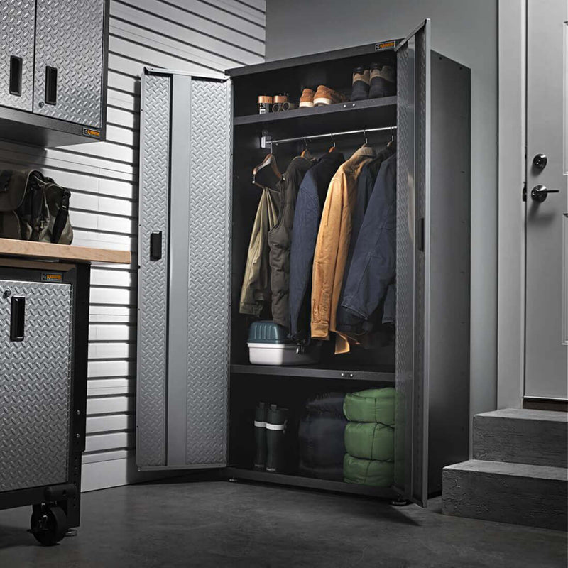 Gladiator Ready-to-Assemble All-Season GearCloset (Silver Tread)