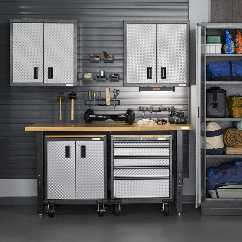 Gladiator Premier 15-Piece Garage Workbench System (Silver Tread)